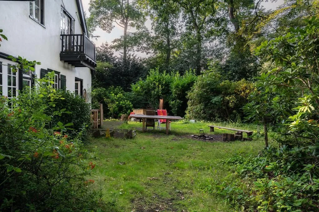 Villa Eikenhof, Bussum: De tuin van de villa
