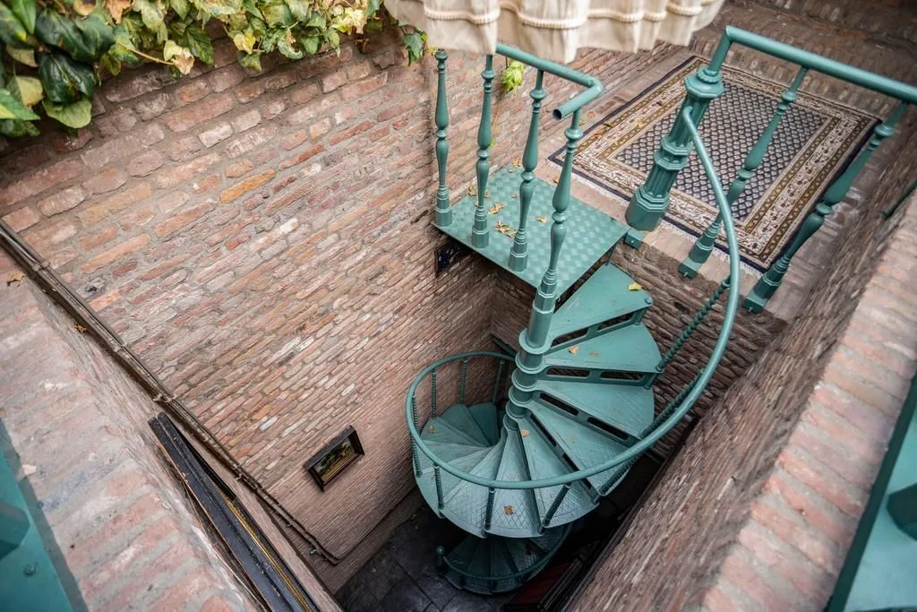 Fort Hedikhuizen, Hedikhuizen: De wenteltrap, van bovenaf gezien
