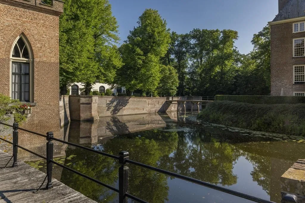 Kasteel Soelen, Zoelen: De gracht rond het kasteel
